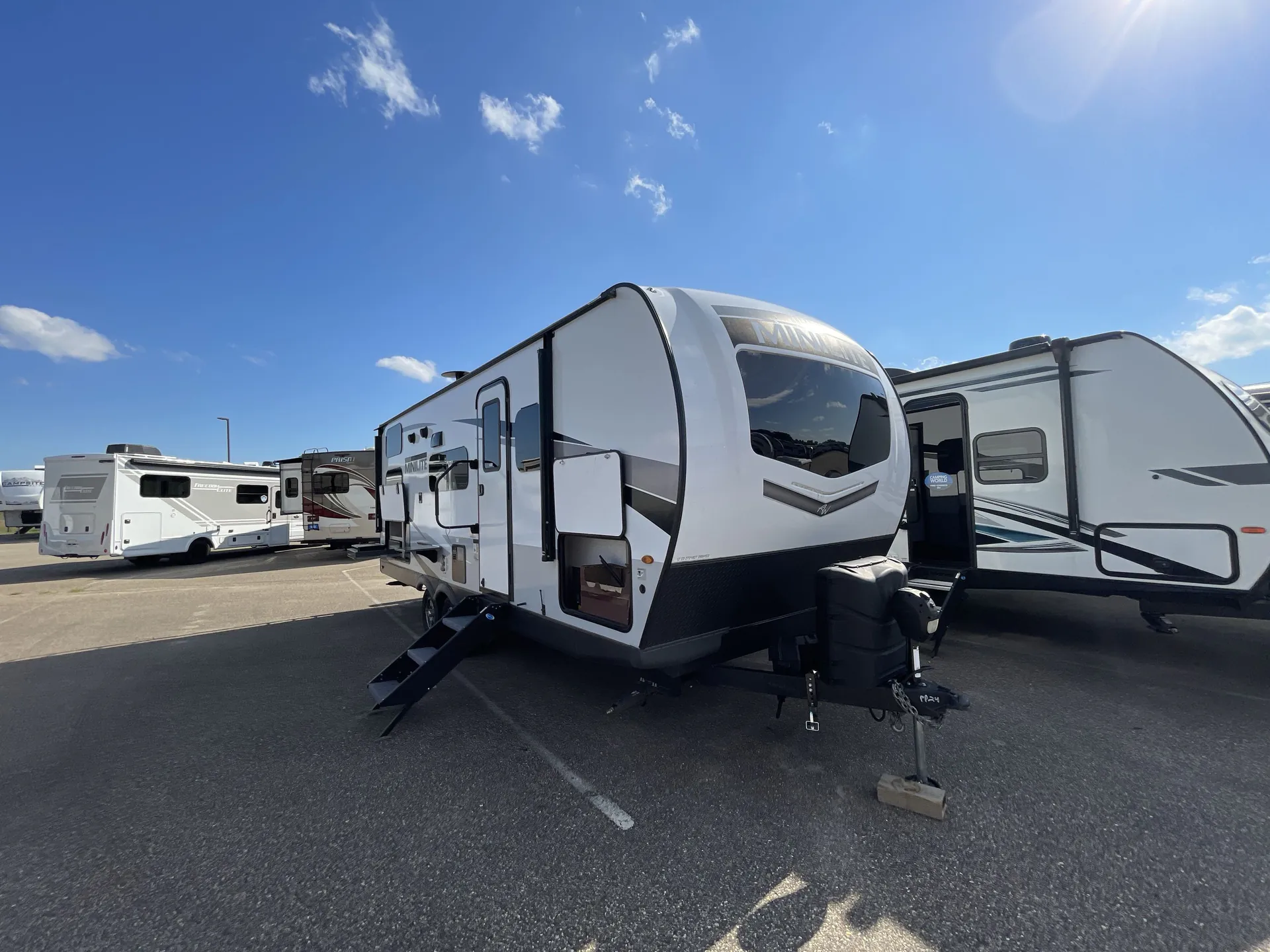 2023 Forest River Rockwood Mini Lite 2509S — off campside