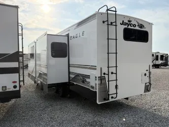2027 Jayco Eagle 265FKDS - Photo 4
