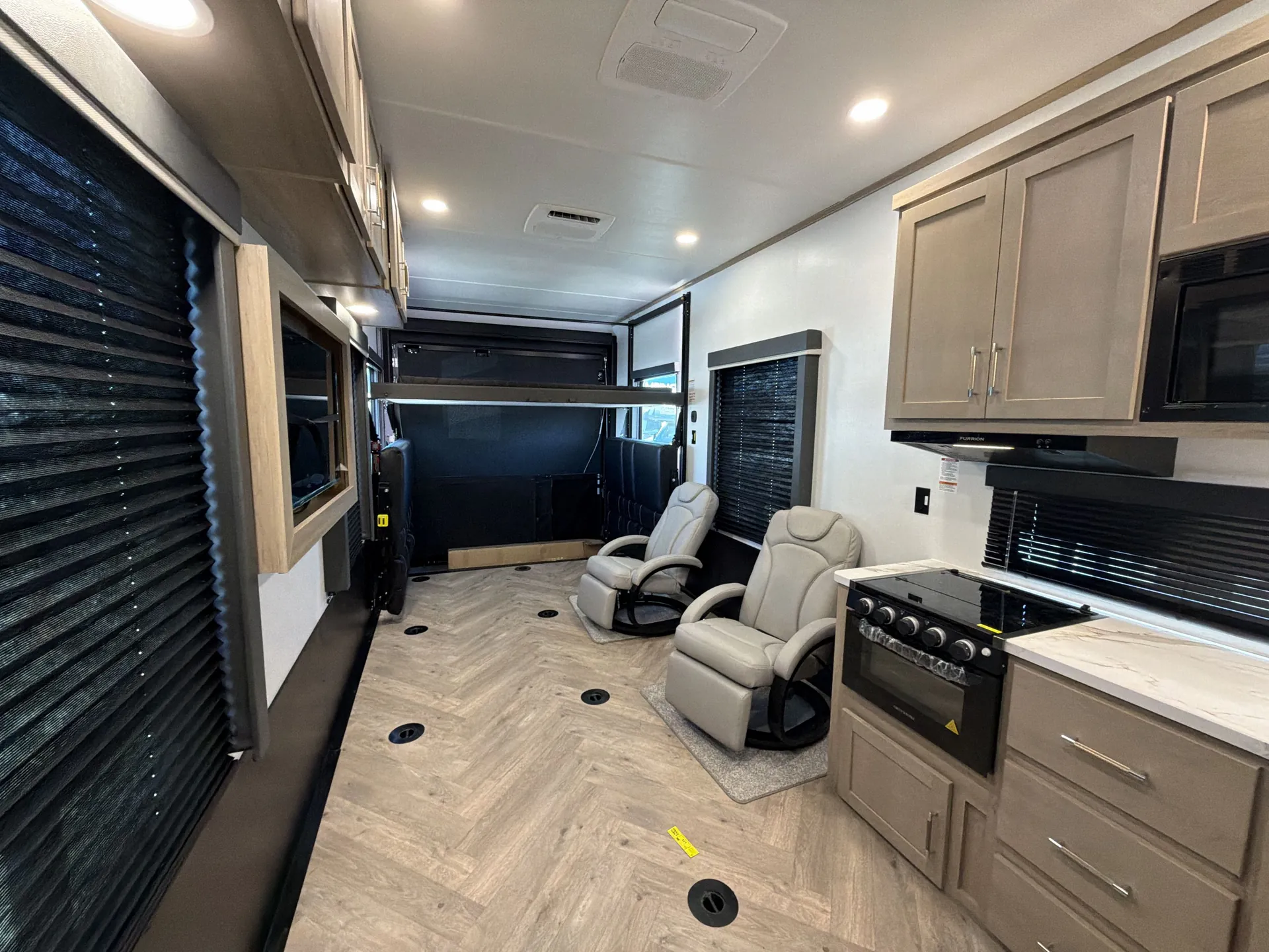 2026 Keystone Carbon 310