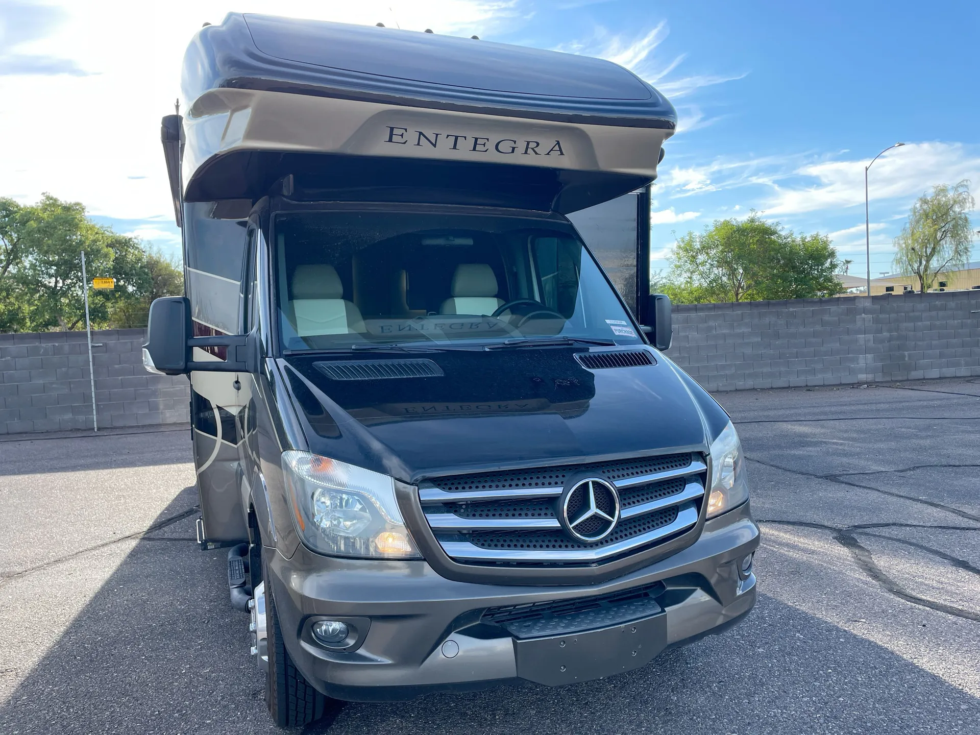 2018 Entegra Coach Qwest 24L dealer photo 1 from Camping World