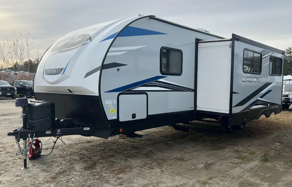 2022 Forest River Cherokee Alpha Wolf 26RB-L, Photos photo 20