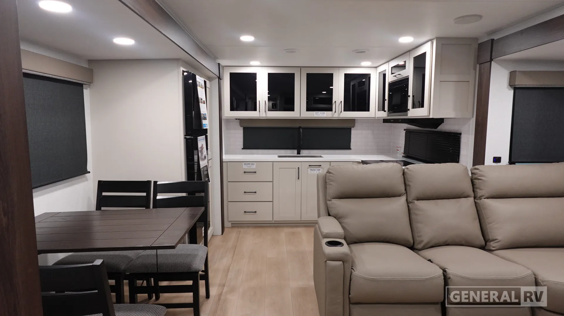 2027 Alliance RV Delta 284RK - Photo 3