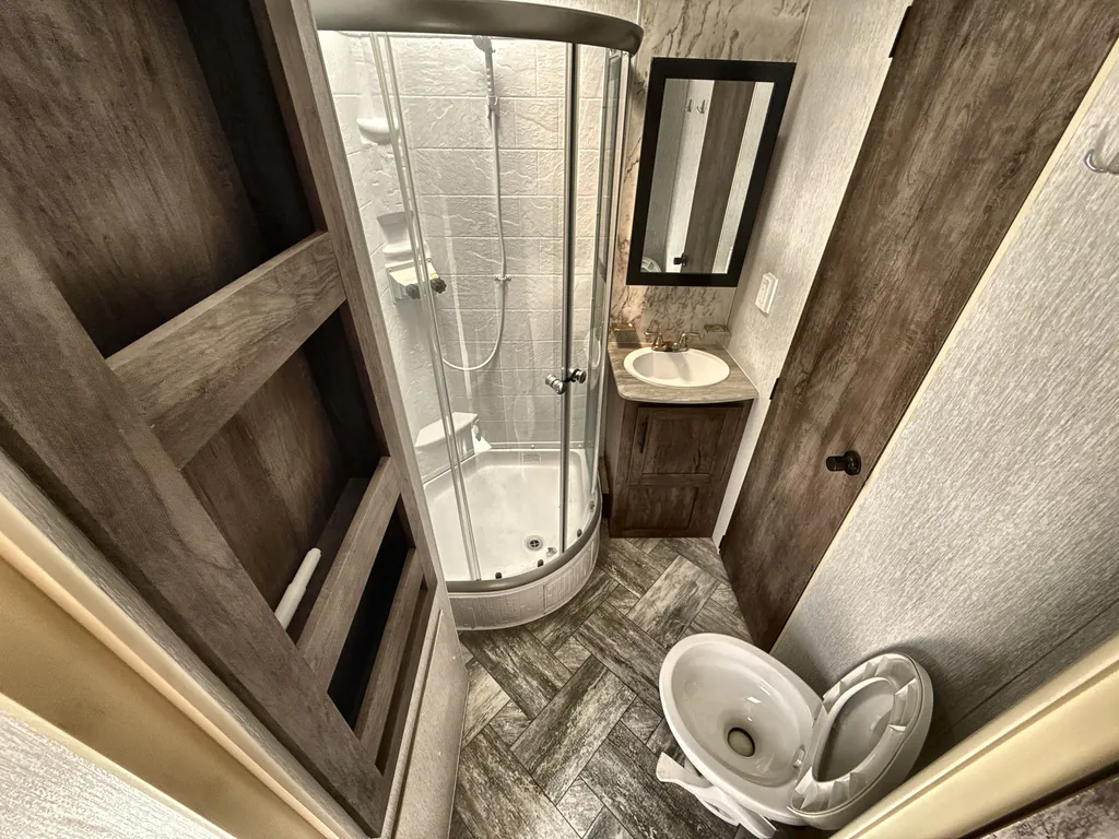 2022 Forest River Stealth FQ2715G, Photos photo 17
