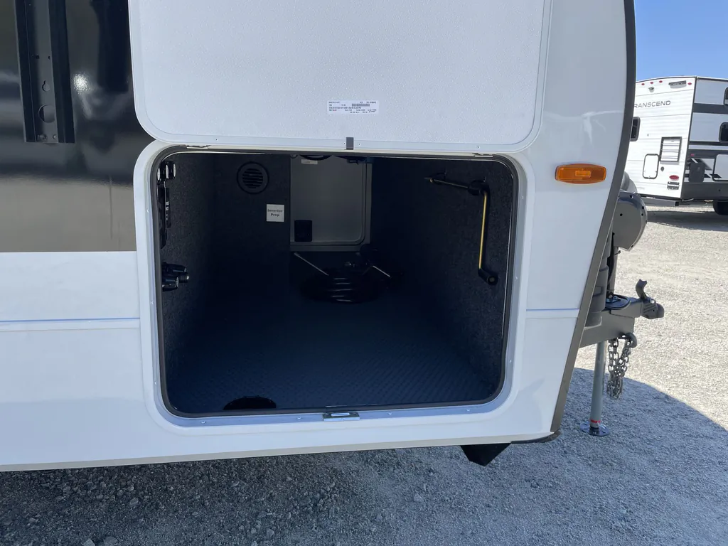 2026 Brinkley Model I 235, Photos photo 2