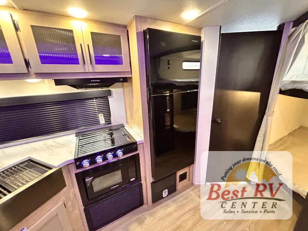2027 Forest River Cherokee Grey Wolf 26KF, Photos photo 47