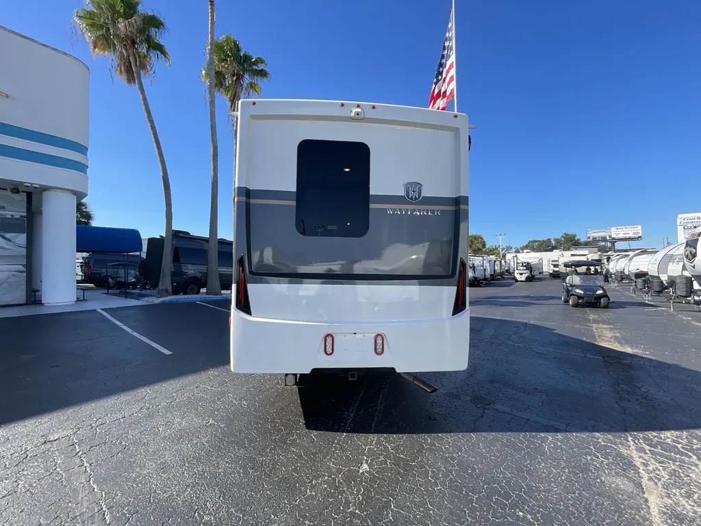 2023 Tiffin Wayfarer 25 JW, Photos photo 6