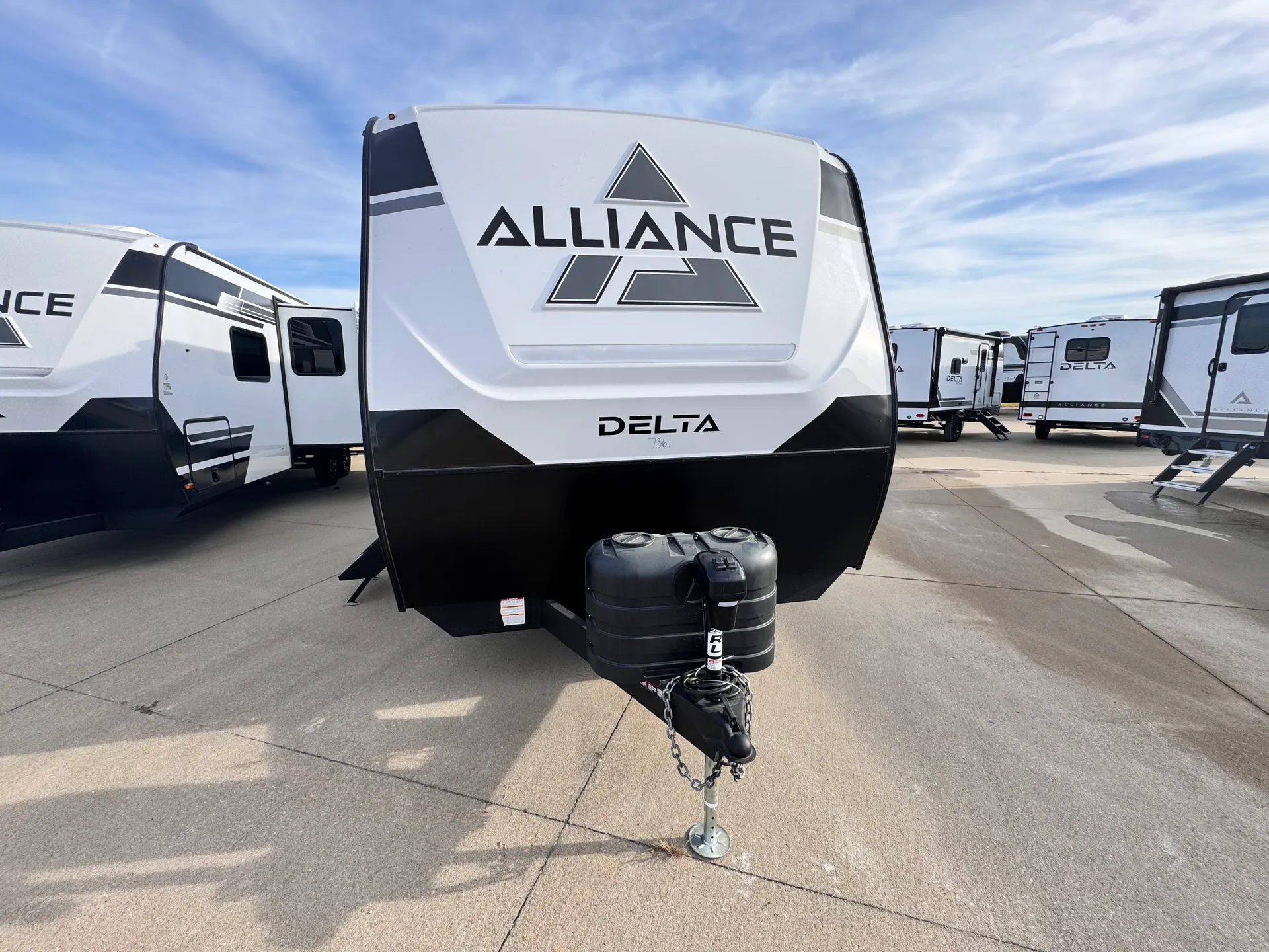 2026 Alliance RV Delta 252RL - Photo 3