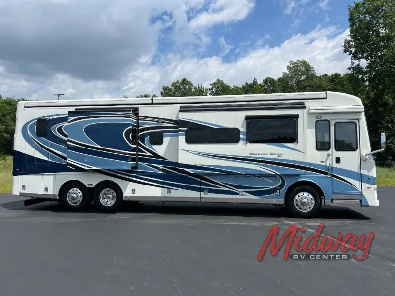 2022 Newmar Dutch Star 4081 - Photo 2