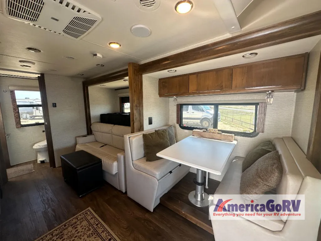 2020 Tiffin Wayfarer 25 RW, Photos photo 13