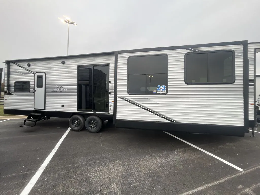 2026 Jayco Jay Flight Bungalow 401FLTS DS, Photos photo 5