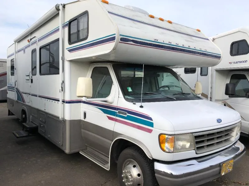 1996 Winnebago Minnie Winnie DL 29WQ - Main photo