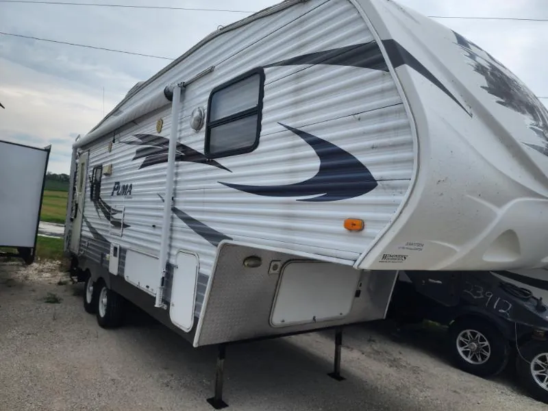 2009 Palomino Puma 253FBS - Photo 2
