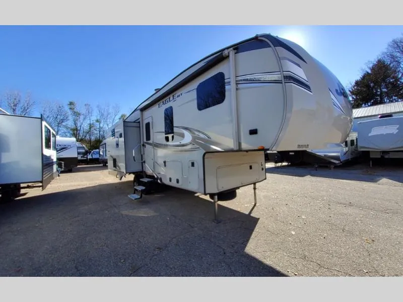 2018 Jayco Eagle HT 28.5RSTS - Photo 2