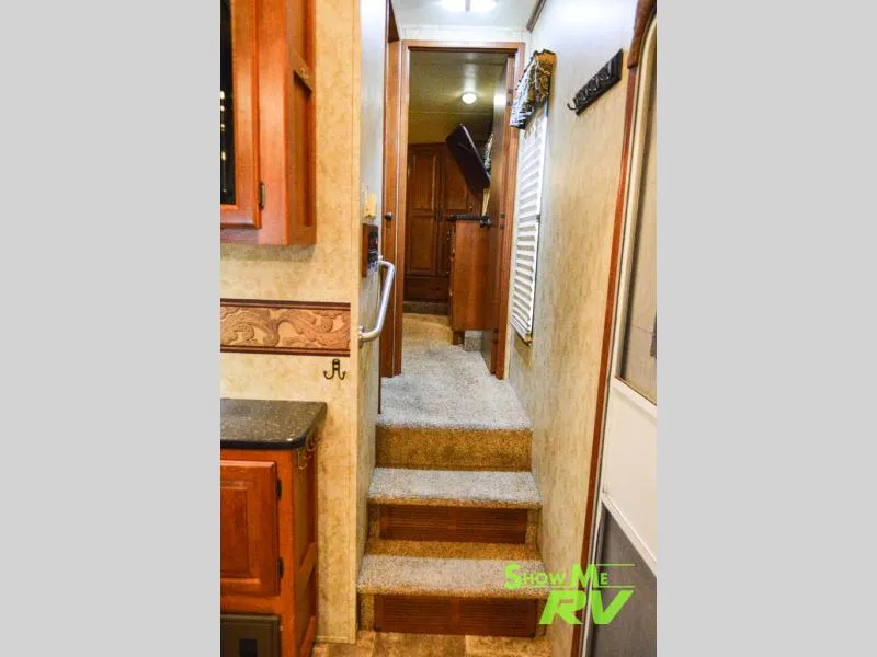 2012 Keystone RV Montana High Country 343RL - Photo 3