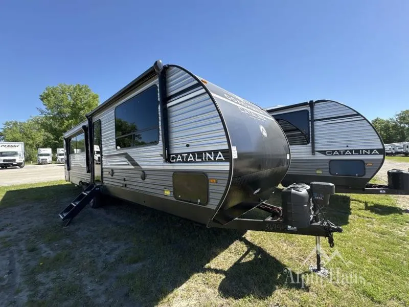 2026 Coachmen Catalina Legacy Edition 313RLTS - Photo 2