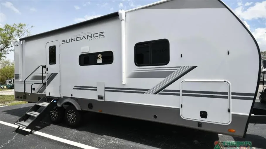 2026 Heartland Sundance Ultra-Lite 27RBSS - Photo 3
