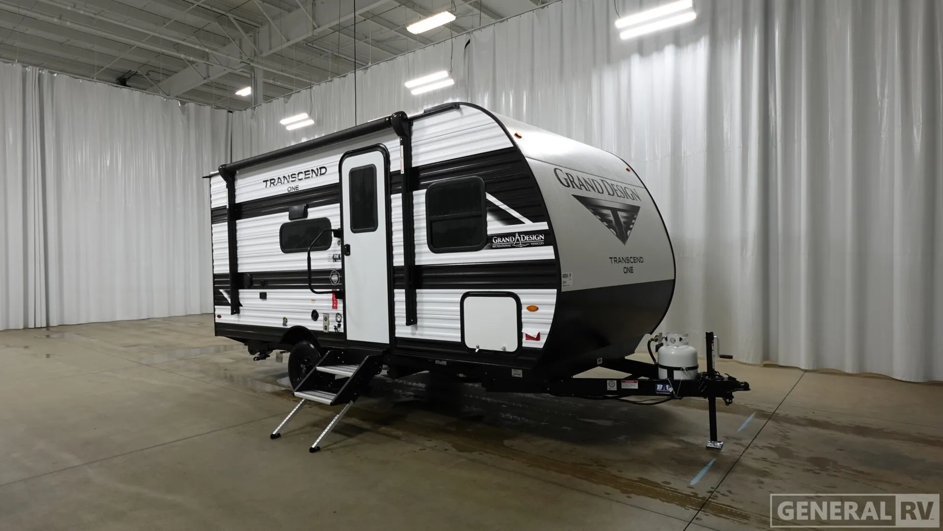 2026 Grand Design Transcend One 151BH - Photo 2