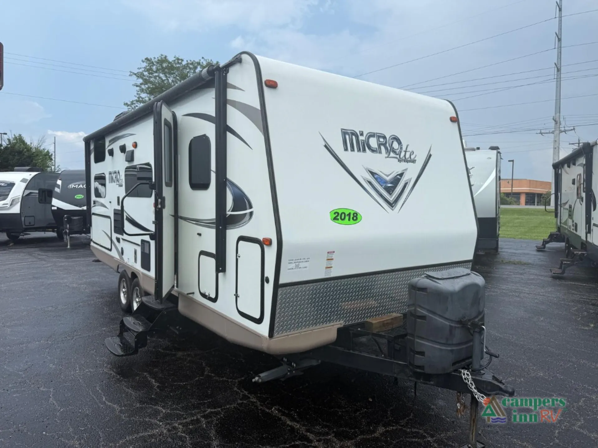2018 Forest River Flagstaff Micro Lite 25BRDS - Photo 2