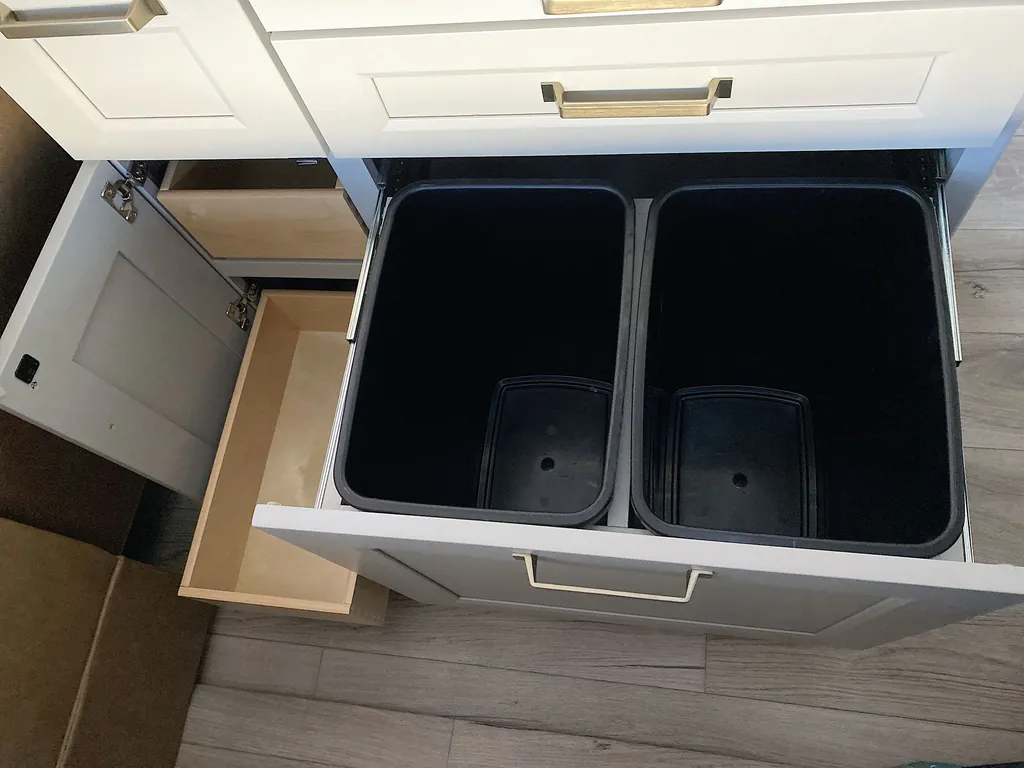 2026 Brinkley Model G 3950, Photos photo 23