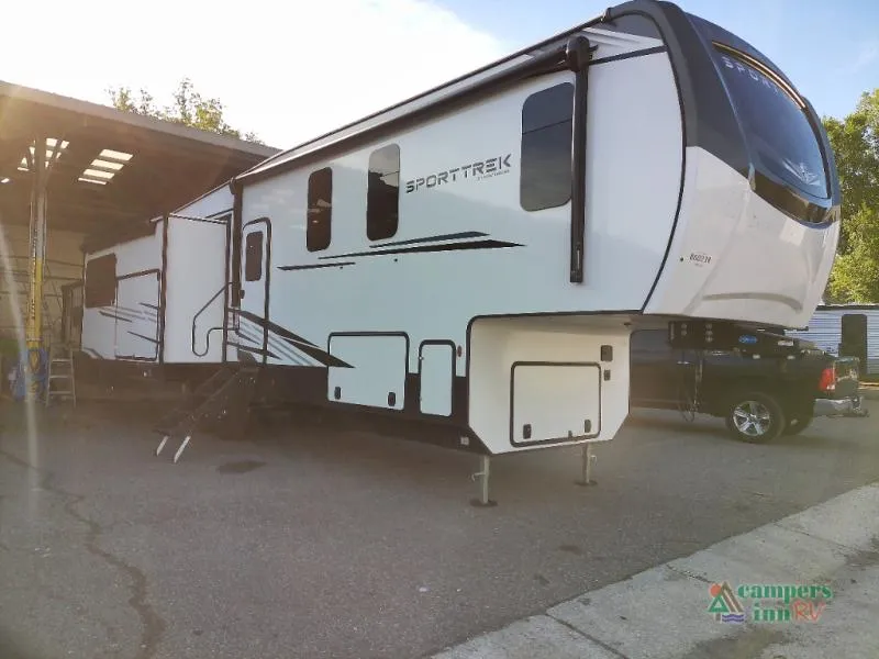 2026 Venture RV SportTrek Touring Edition 353VRK - Main photo