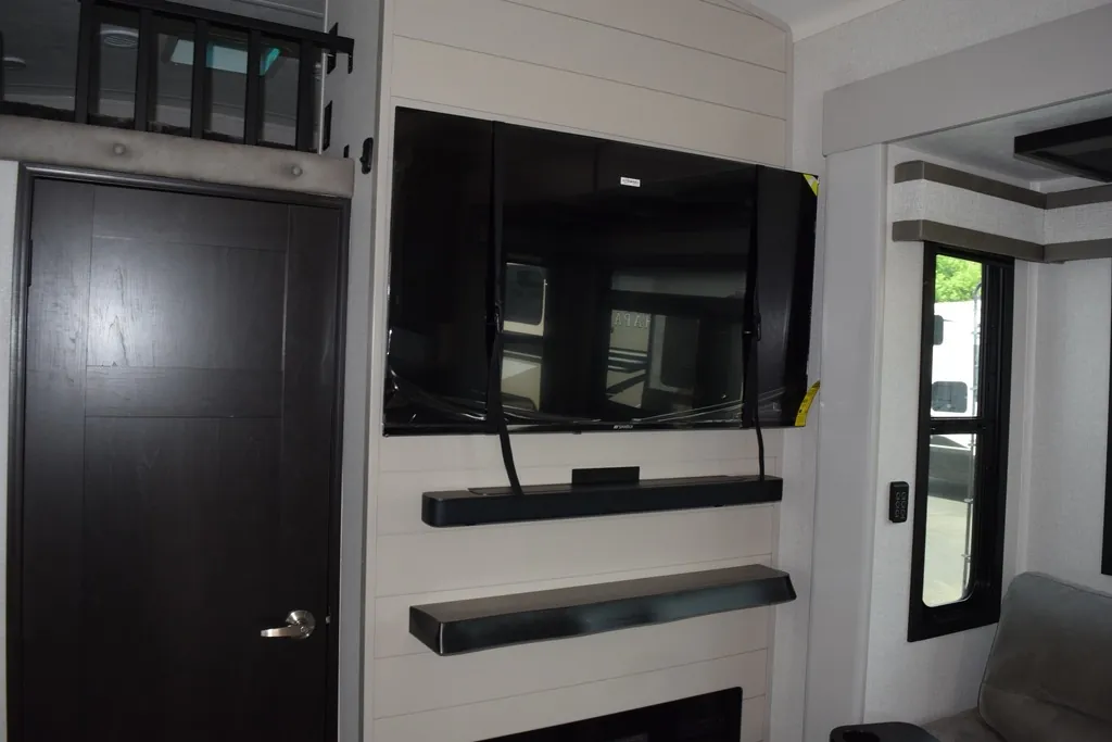 2026 Jayco North Point 395DSDB, Photos photo 13