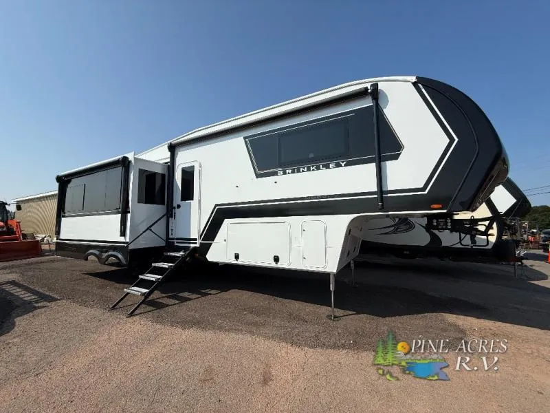 2026 Brinkley Model Z 3100 - Photo 3