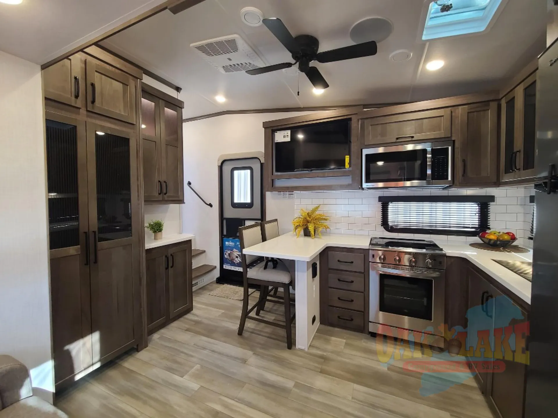 2024 Forest River Rockwood Signature 281RK - Photo 3