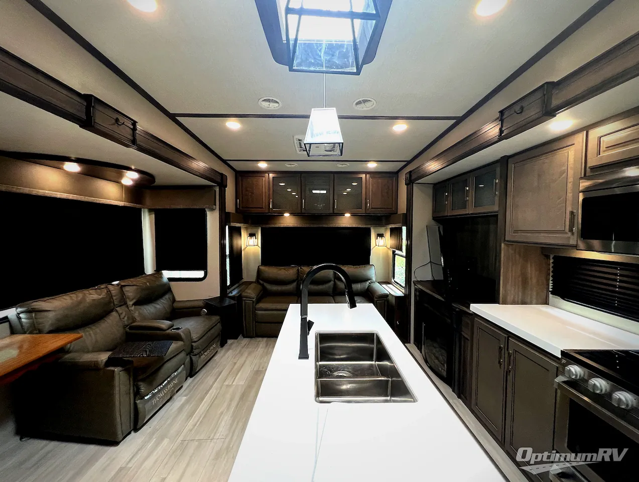 2021 Grand Design Solitude 2930RL - Photo 4