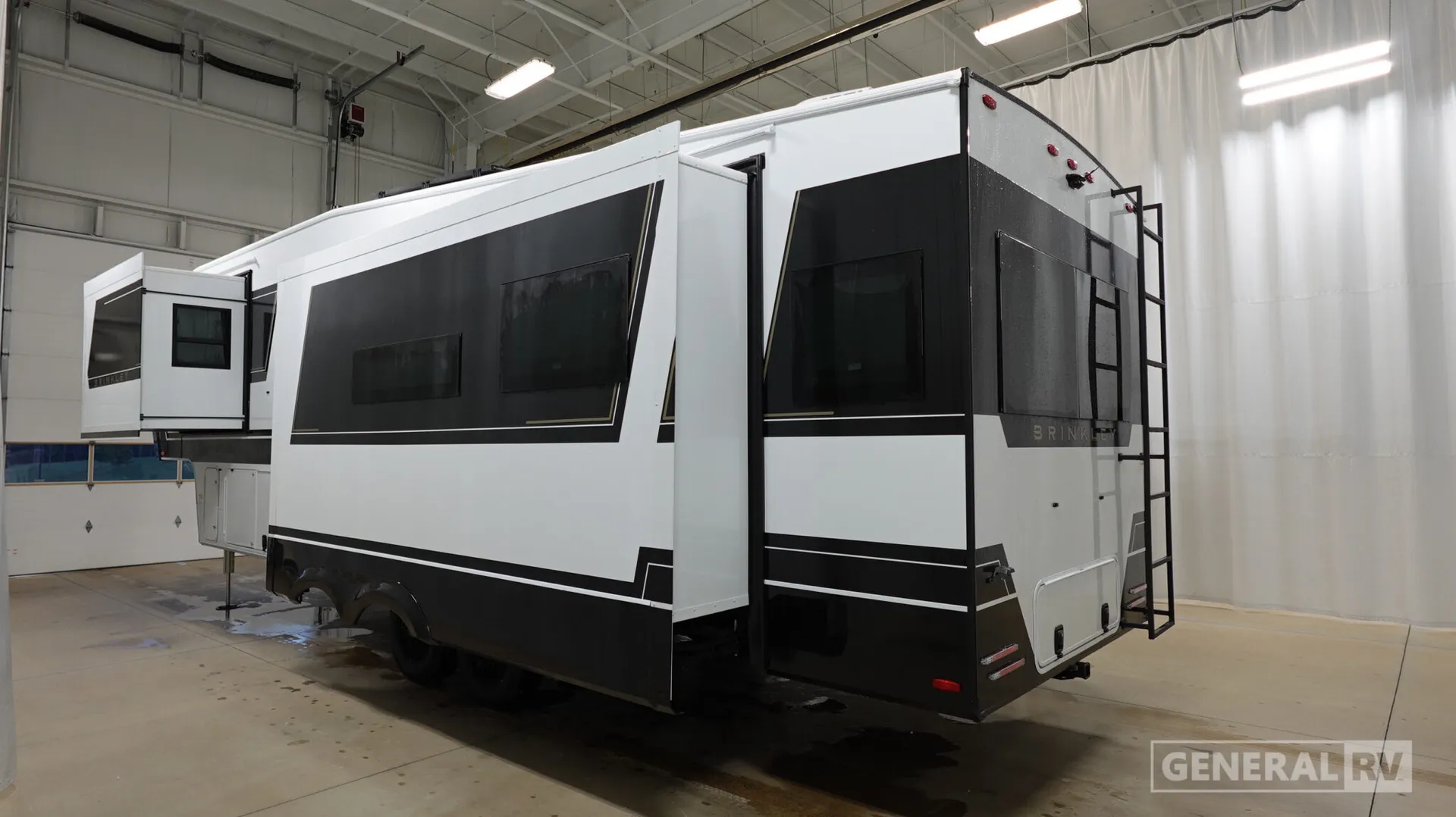 2026 Brinkley Model Z 3100 - Photo 4