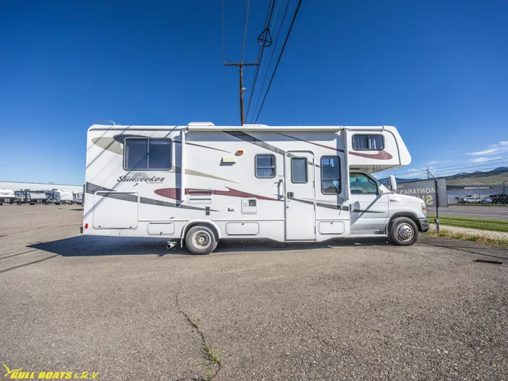 2011 Forest River RV Sunseeker 2650S - Photo 4