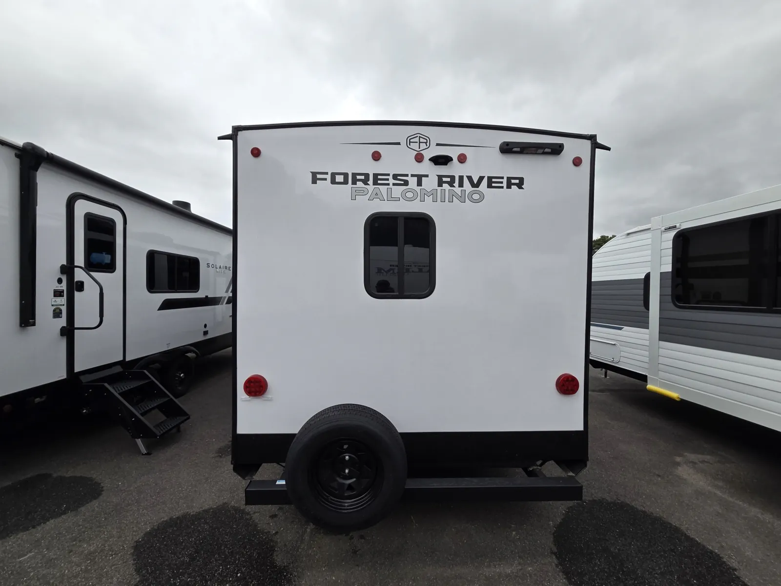 2027 Forest River Solaire 2580RBSS - Photo 4