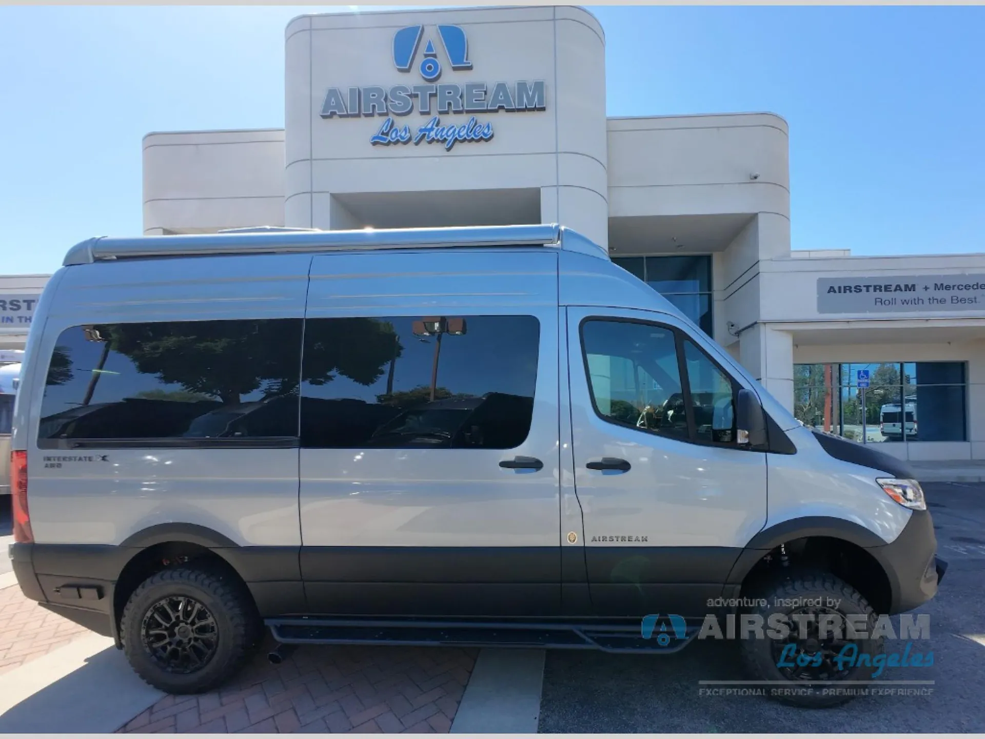 2026 Airstream Interstate 19GTX - Photo 2