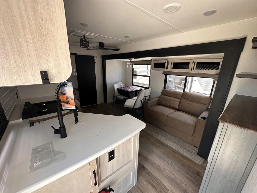 2027 Forest River Puma Vista 39DBT — Photo 7
