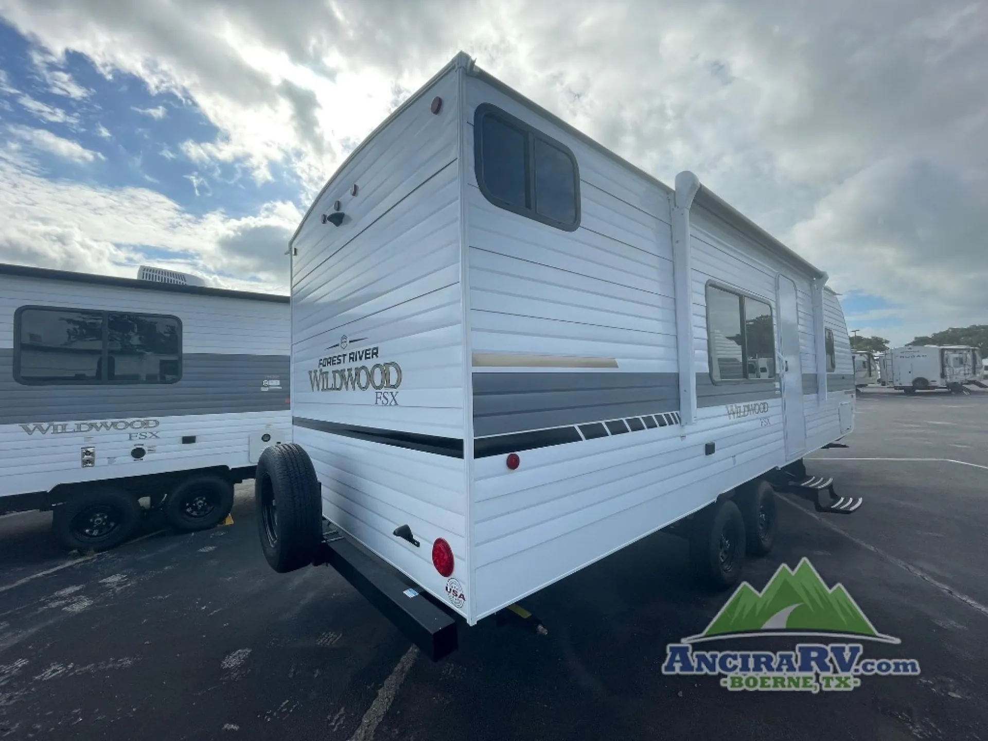 2027 Forest River Wildwood FSX 260BHLE — Photo 6