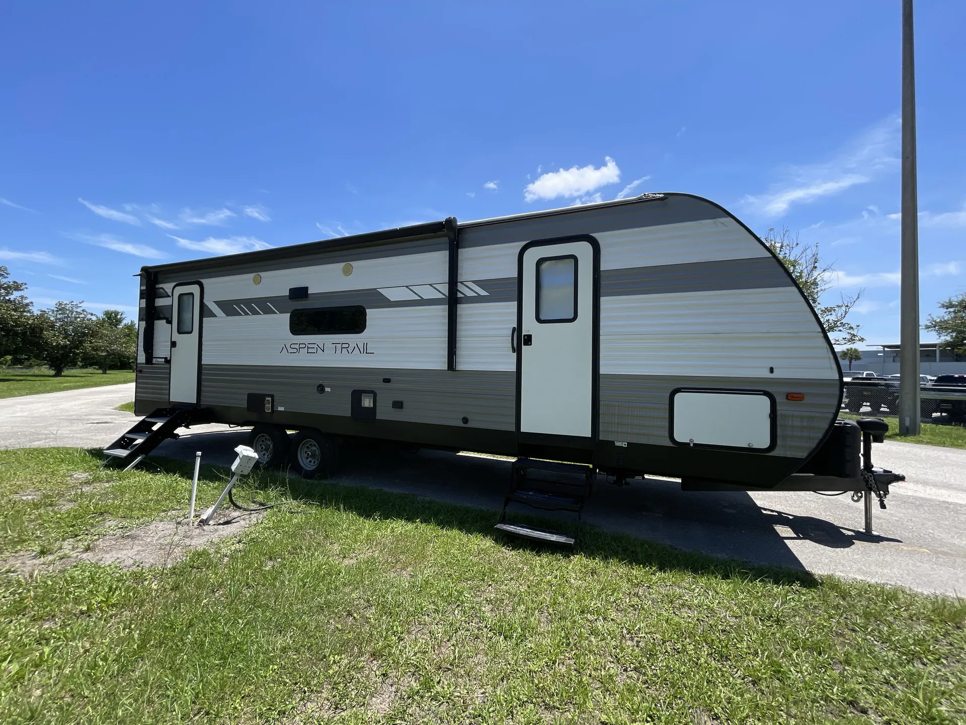2022 Dutchmen Aspen Trail 2860RLS - Photo 2