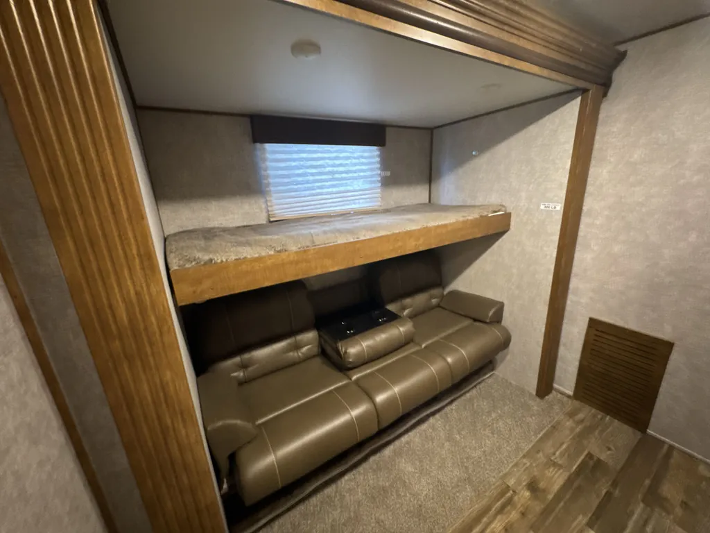 2019 Forest River Sabre 36BHQ, Photos photo 16