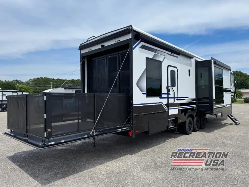 2026 Keystone RV Fuzion New    442 - Main photo