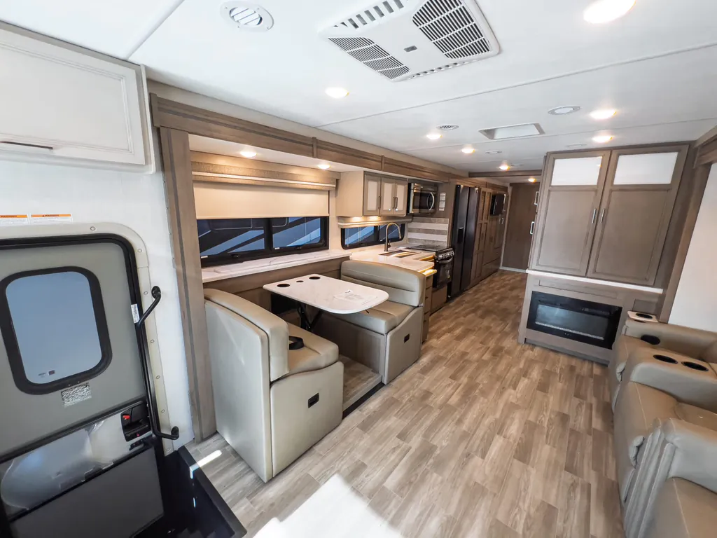 2027 Thor Motor Coach Windsport 36H, Photos photo 10
