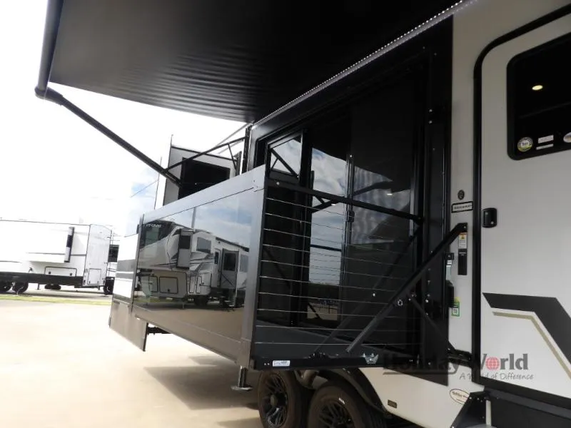 2026 Keystone Montana 3532SP - Photo 4