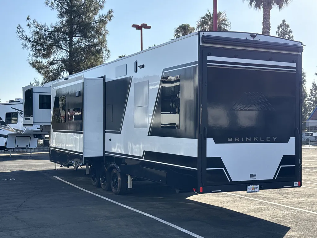 2027 Brinkley Model G 3970, Photos photo 38