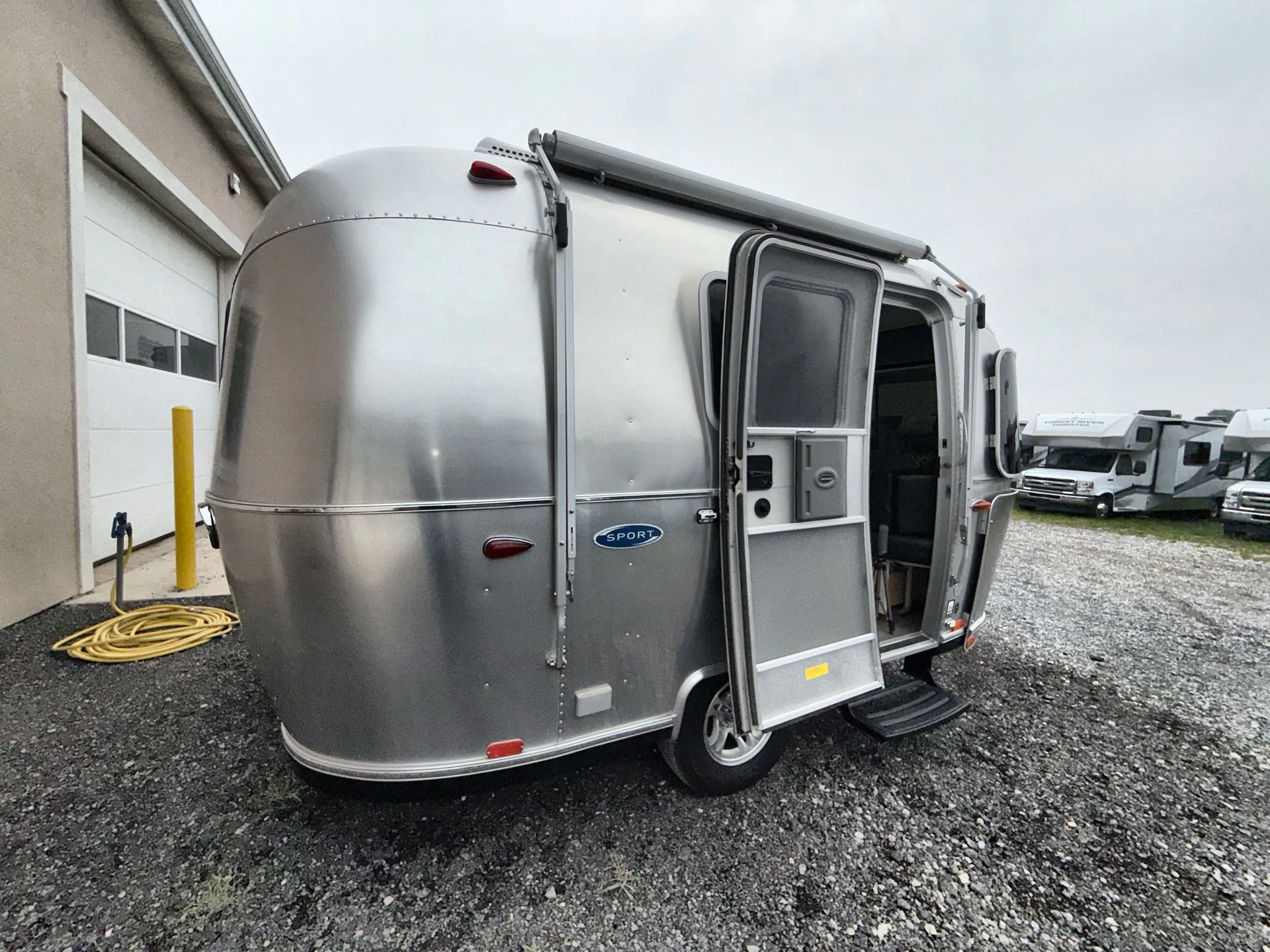 2017 Airstream Sport 16 - Photo 3