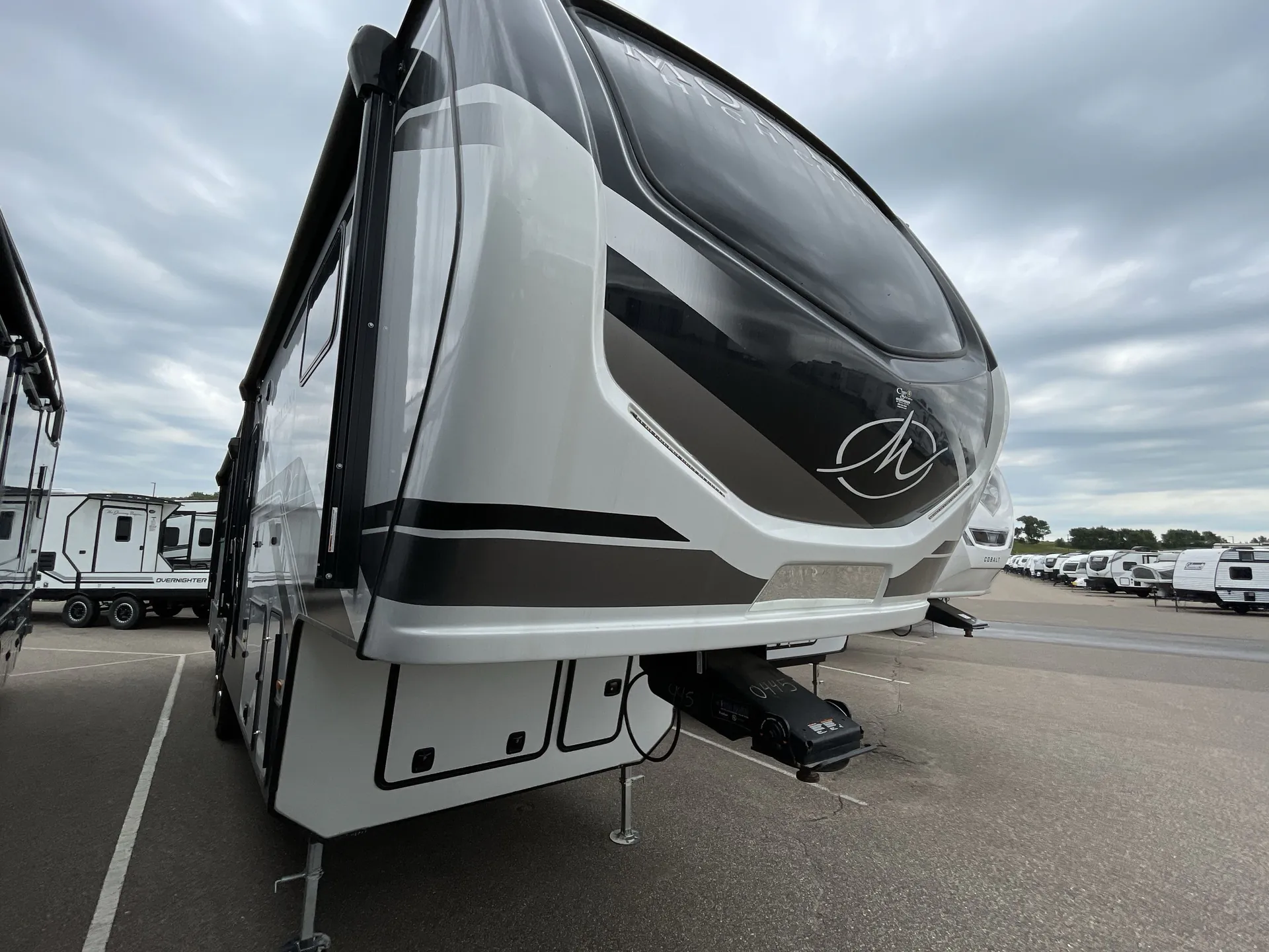 2025 Keystone Montana High Country 295RL - Photo 2