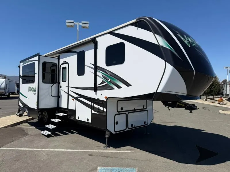 2017 KZ Venom 3411TK for sale - $0