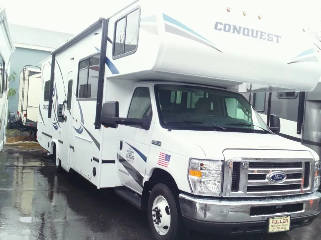 2019 Gulf Stream Conquest Class C 6280 - Photo 2