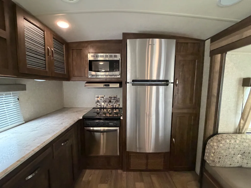 2018 Forest River Vibe 268RKS, Photos photo 14