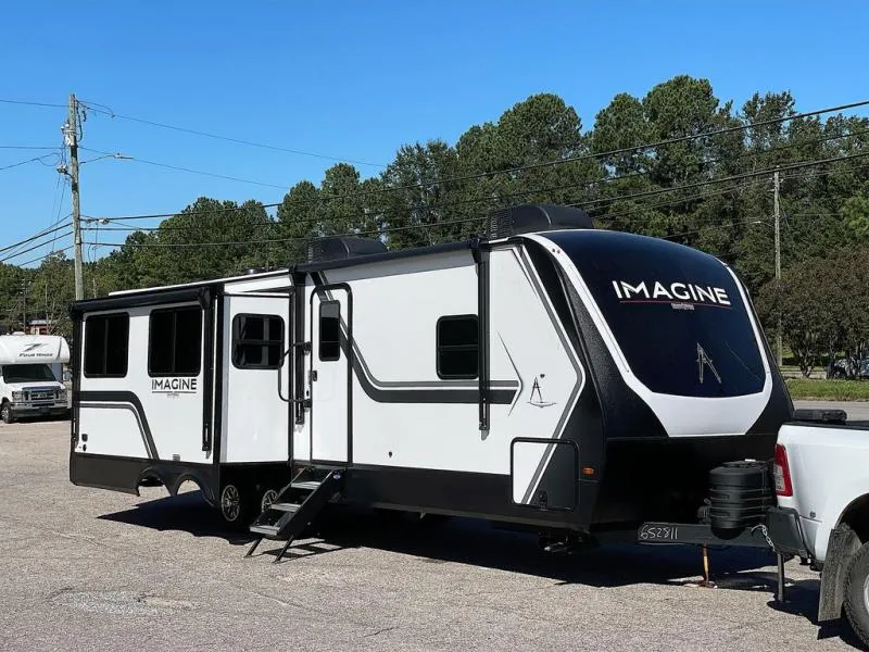 2026 Grand Design Imagine 2970RL - Photo 4