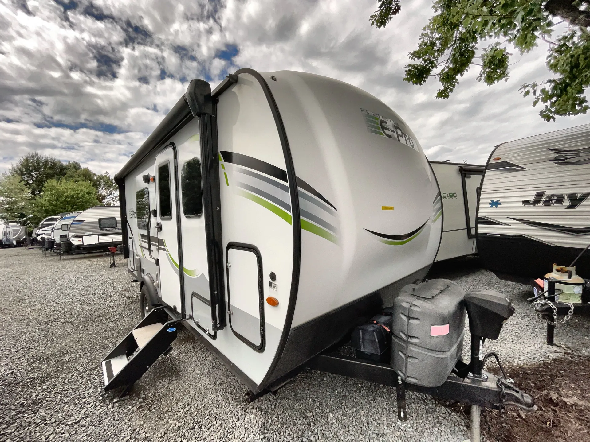 2022 Forest River Flagstaff E-Pro 19FDS - Photo 2