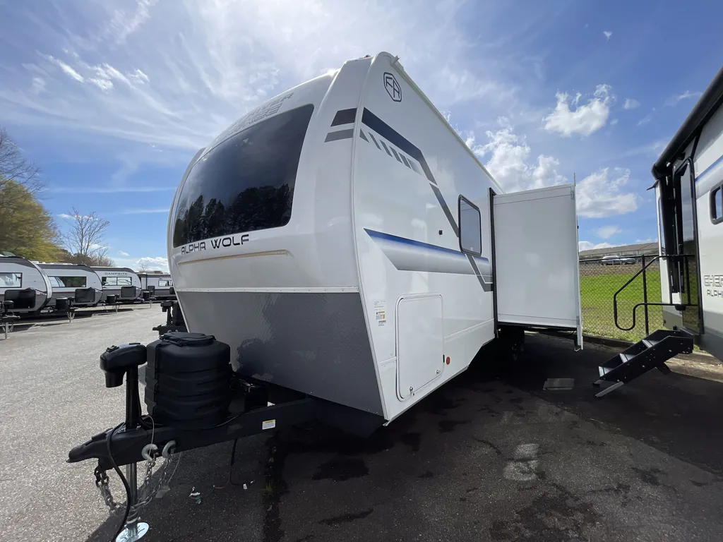 2026 Forest River Alpha Wolf 24TRUNK, Photos photo 5