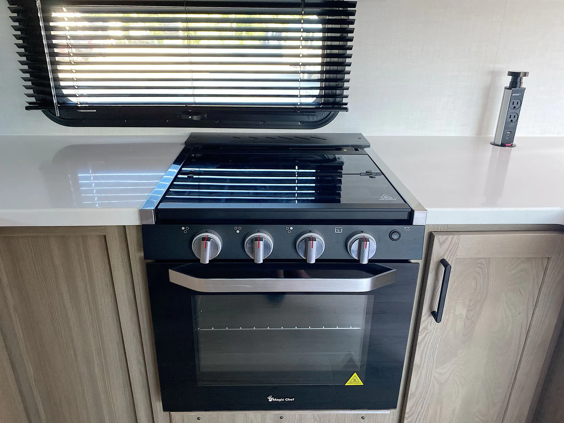 2027 Forest River Rockwood Mini Lite 2523MBR — Photo 6