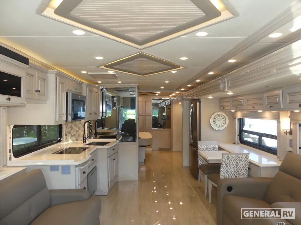 2022 Newmar Dutch Star 4369 - Photo 3